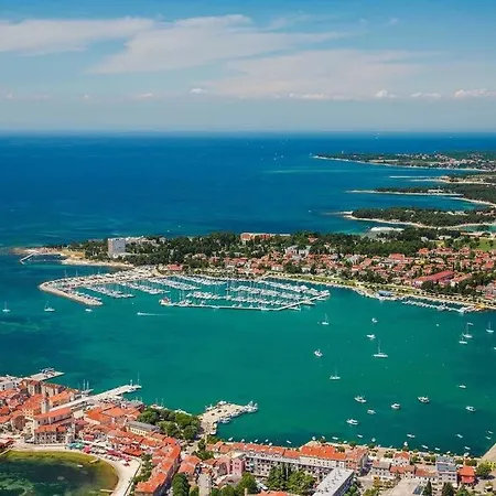 Apartment In With Sea View, Balcony, Air Conditioning, Wifi Zambratija (Istria)